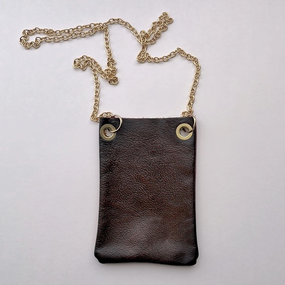 New Leather crossbody/pouch - Picture 2 of 11